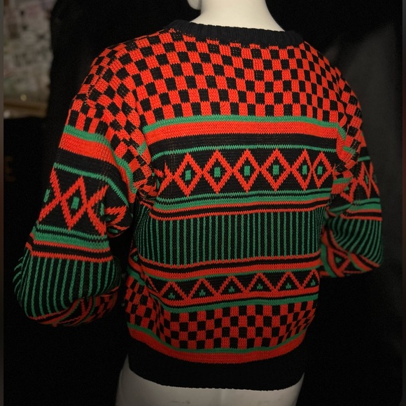 Colorful Geometric Pattern Sweater - Picture 3 of 4